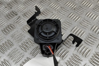 Sirena de alarma AUDI Q4 SUV F4B 2024 OEM: 11A951227 | 32042497 foto