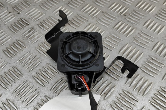 Sirena de alarma AUDI Q4 SUV F4B 2024 OEM: 11A951227 | 32042497