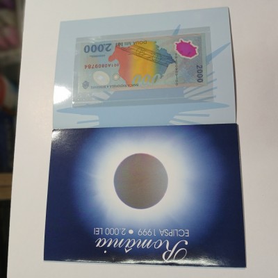 Bancnota 2000 lei Eclipsa 1999 in folder seria A001 foto