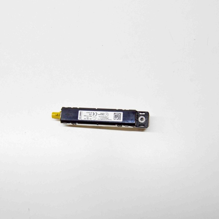 Amplificator de antena SKODA KAMIQ 2020 OEM: 657035577