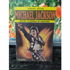 Cauti Cartea MOONWALK Michael Jackson 1992 in limba romana? Vezi oferta pe  Okazii.ro