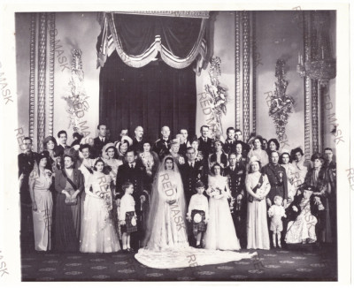 5342 - LONDON King MIHAI &amp;amp; Queen ELENA at the ELIZABETH I, wedding - Press Photo foto
