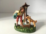 Cumpara ieftin * Figurina vintage Italia baiat cu caine la fantana 9x8cm, colectie obiect decor