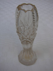 Frumoasa vaza din cristal lucrata manual, perioada anilor 1920 foto
