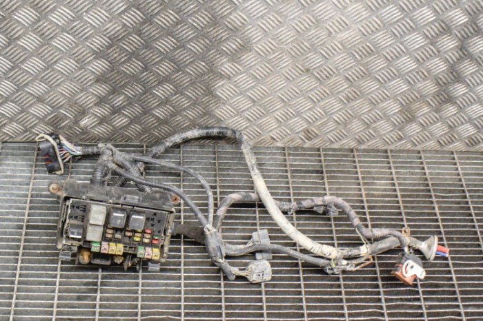 Panou de siguranțe FORD TRANSIT Minibus / passenger 2008 OEM: K067N,6C1T-14A067-AA 11084074
