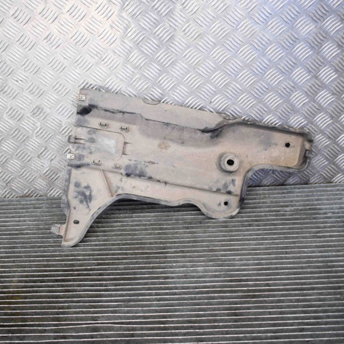 Alt scut motor VW PASSAT Variant B8 3G5 2016 OEM: 3Q0825102A