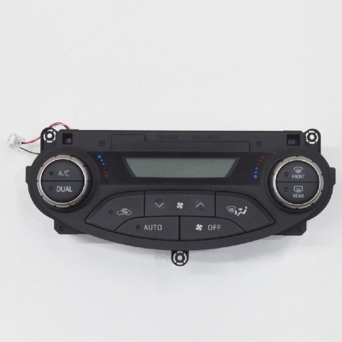 Modul de climatizare TOYOTA YARIS _P13_ 2015 OEM: 55900-0D820 4048497