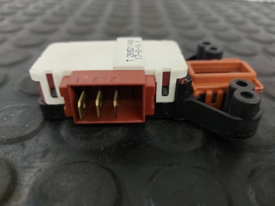 Mecanism blocare usa Masina de spalat ARCTIC AFD 600OA ++ / R32 foto