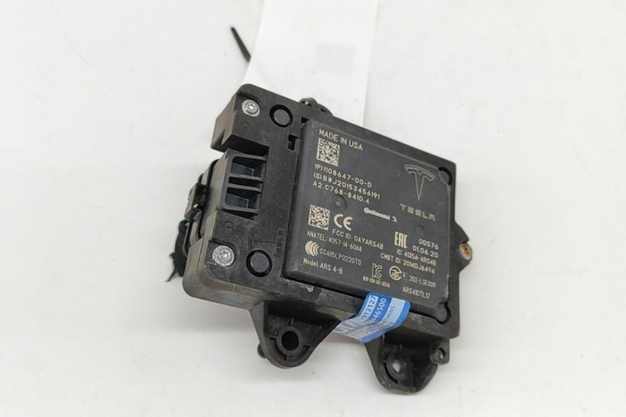 Senzor radar de distanță TESLA MODEL X 2020 OEM: 1108647-00-D,A2C76884104 | 29811843
