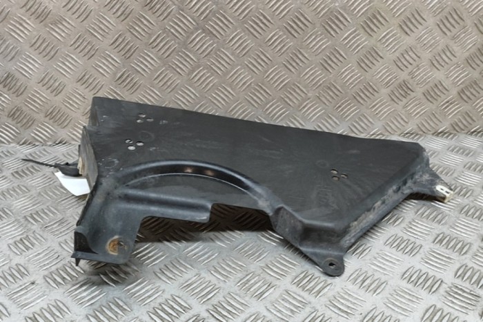 Scut motor st&acirc;nga spate BMW 3 Touring G21 2020 OEM: 7428185 | 25588395