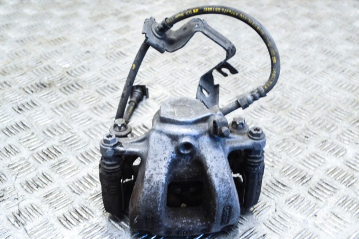 Etrier de fr&acirc;nă dreapta față BMW i3 I01 2019 OEM: 45232B 14661074