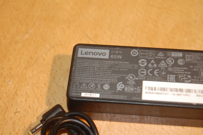 Incarcator Laptop LENOVO 20V 3.25 65W model ADLX65NCC3A MUFA 4.0*1.7 MM