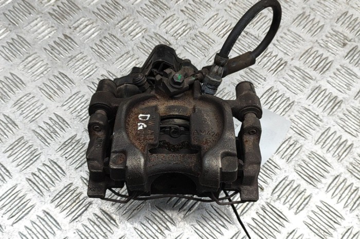 Etrier de fr&acirc;nă dreapta spate VW T-ROC A11 2023 OEM: 5Q0615424E,5Q0615406GP 27796020