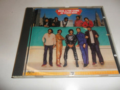 Kool &amp;amp; The Gang - At Their Best CD original Germany Comanda minima 100 lei foto