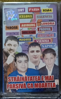 Străinătatea e mai parșivă că moartea , casetă sigilată cu muzică , manele foto