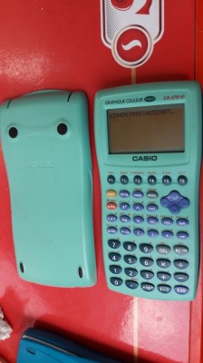 CALCULATOR Casio Graph 65 color , functioneaza . foto