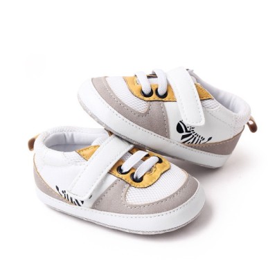 Pantofi sport pentru bebelusi - Zebra (Marime Disponibila: 6-9 luni (Marimea 19 foto