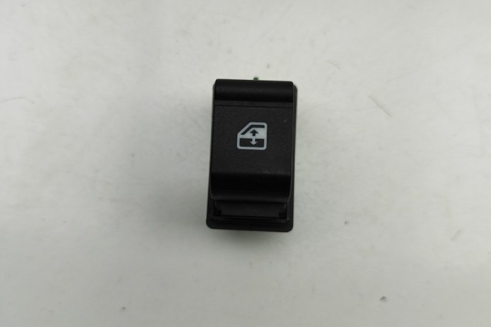 Buton geam ușă dreapta față PEUGEOT BOXER Furgon 2022 OEM: 1643607580 | 31517113