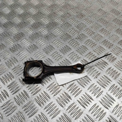 Biela AUDI A4 8E2, B6 2003 OEM: 06A198401 foto