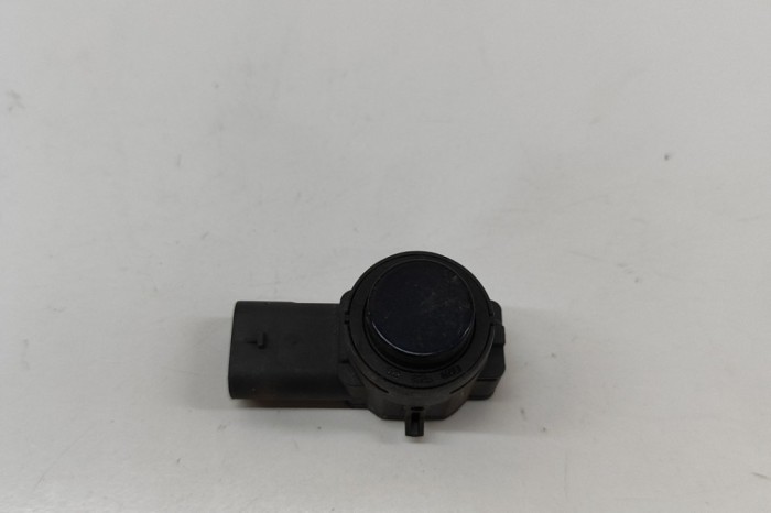 Senzor de parcare spate JAGUAR F-PACE X761 2022 OEM: L8B2-15K859-BA | 31656579