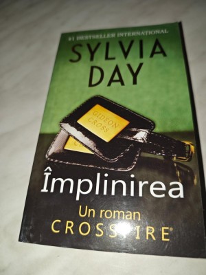 SYLVIA DAY: IMPLINIREA (UN ROMAN CROSSFIRE) foto