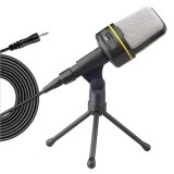 Microfon profesional pentru statiile radio, karaoke si studiourile de inregistrare, dispune de trepied pliabil, lungime cablu 1.8 metri, negru
