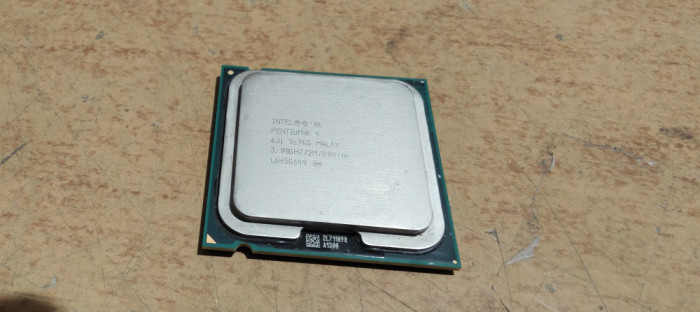 CPU PC Intel Pentium 4 631 SL9KG 3.0GHz