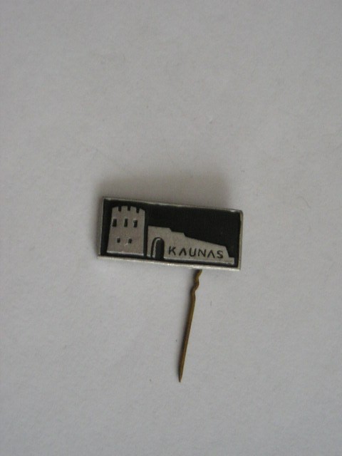 QW9 L 98 - insigna - tematica orase - Kaunas - Fosta URSS