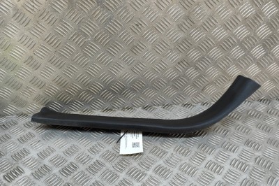 Ornament prag dreapta spate NISSAN NP300 NAVARA Pick-up D23 2017 OEM: 769B6-4KJ1A 30335006 foto