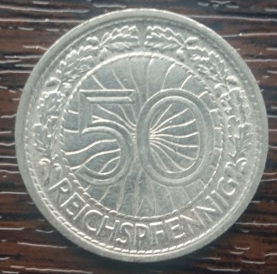 (M1074) MONEDA GERMANIA - 50 PFENNIG 1931 foto