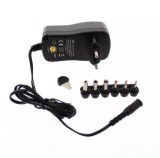 Alimentator universal in comutatie 1500mA 3-12V 6 mufe Well