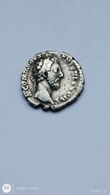 Roma AR Denarius - COMMODUS 184 AD foto