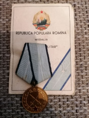 Medalia Meritul militar clasa 2 plus Legitimatie - 1957 - Cpt NIcolaescu foto