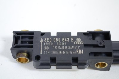 Senzor de impact dreapta spate AUDI A4 Avant 8ED, B7 2008 OEM: 8E0959643B 2855717 foto
