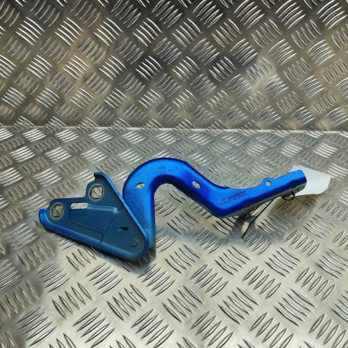 Balama capota st&acirc;nga față FORD PUMA J2K, CF7 2024 OEM: L1TB-S16801-AA 31987940