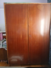 V&Acirc;NDUT mobilă