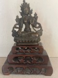 Mica statueta din bronz &quot;Budha pe suport de lemn&quot;