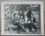 Ofiter roman cu familia/ Fotograful Curtii Regale Weiss, anii &#039;40