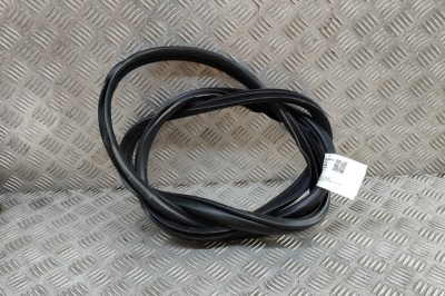 Garnitura ușă dreapta spate MAZDA CX-30 DM 2023 OEM: DFR5-68-913A | 31566005 foto