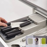 Organizator / suport pentru cutite, cu 2 nivele, pentru 18 cutite, design modern, nu ocupa mult spatiu, gri