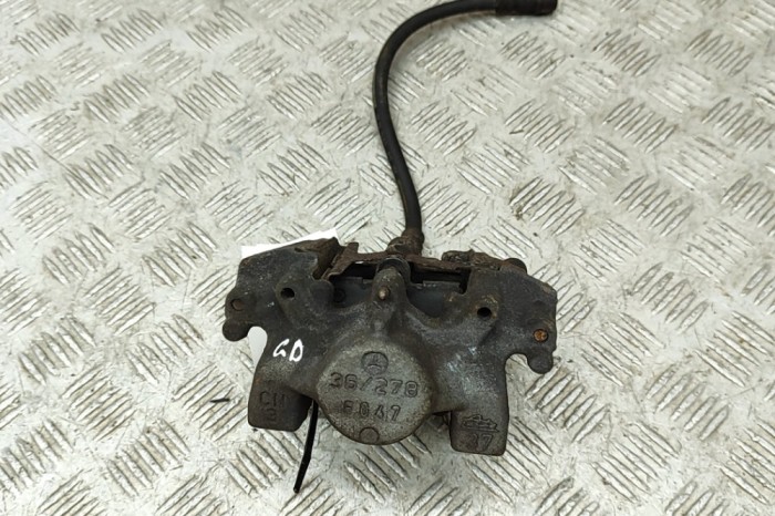 Etrier de fr&acirc;nă dreapta spate MERCEDES-BENZ SLK R171 2005 OEM: A0034237598 30905981