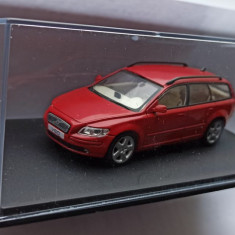 Macheta Volvo V50 2005 rosu - Cararama 1/43