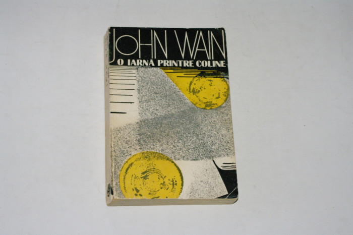 O iarna printre coline - John Wain
