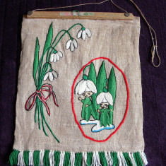 Ghiocei de 8 Martie - Tablou textil artizanal anii 70, cusut manual, 35 x 28cm