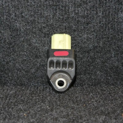 Senzor de impact st&amp;acirc;nga față TOYOTA YARIS _P13_ 2013 OEM: 89831-52080 1557550 foto