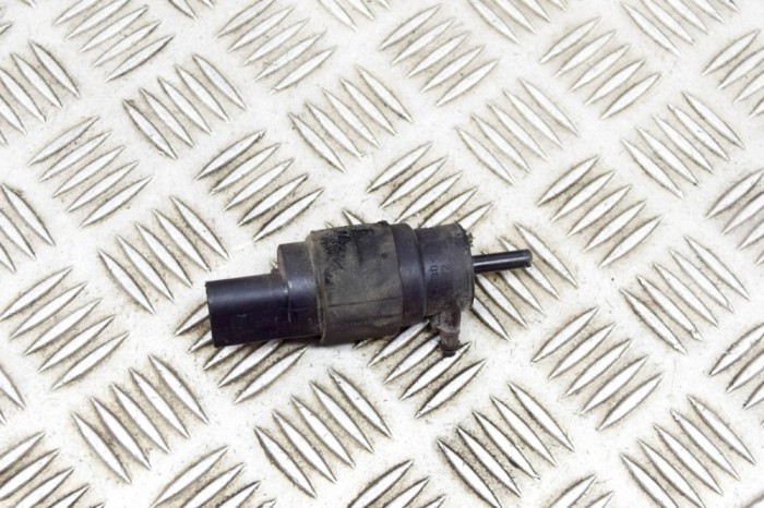 Motor rezervor lichid de parbriz AUDI A5 8T3 2011 OEM: 8K5955647 | 21101229