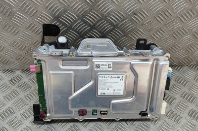 Alt modul de control TESLA MODEL Y 2022 OEM: 1684435-05-H 25291194 foto