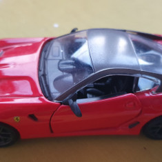 Masinuta Ferrari 599 GTO, Burago, metal si plastic, 14x6 cm, rosu