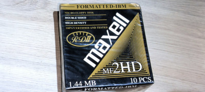 40 bucati dischete 1.44 mb. Maxell mf 2 hd sigilate foto