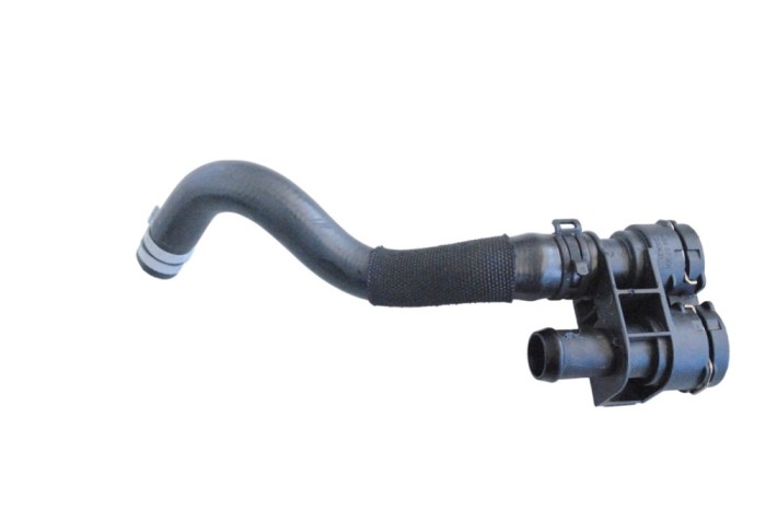 Furtun de lichid de răcire VOLVO XC40 536 2023 OEM: 32249556,8891240611 23797636